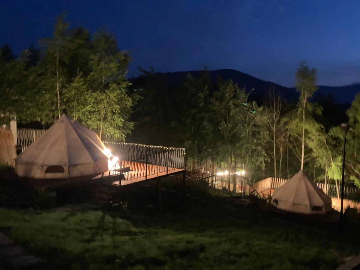 Glampspace - Szlak Beskidzki Hotel Międzybrodzie Bialskie Екстериор снимка