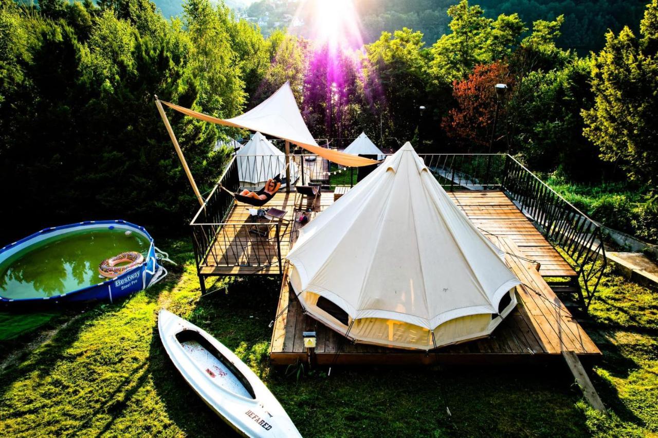 Glampspace - Szlak Beskidzki Hotel Międzybrodzie Bialskie Екстериор снимка