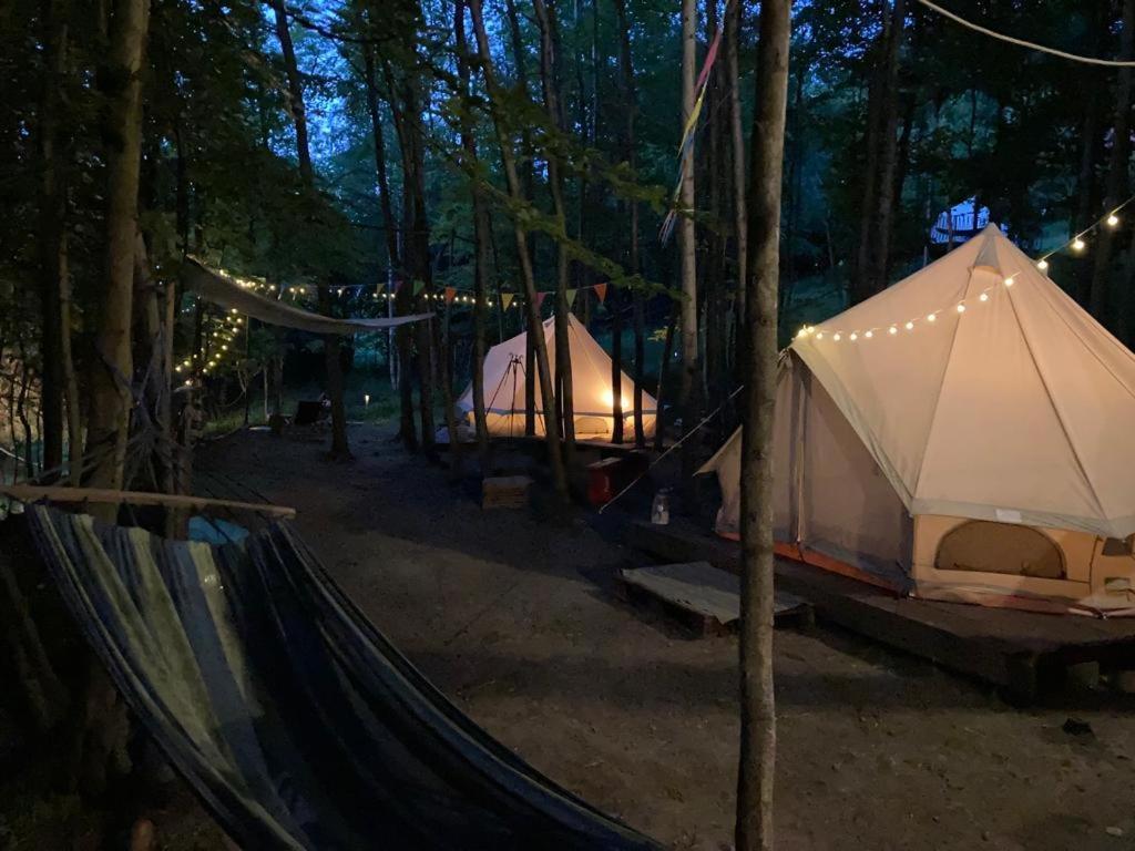 Glampspace - Szlak Beskidzki Hotel Międzybrodzie Bialskie Екстериор снимка