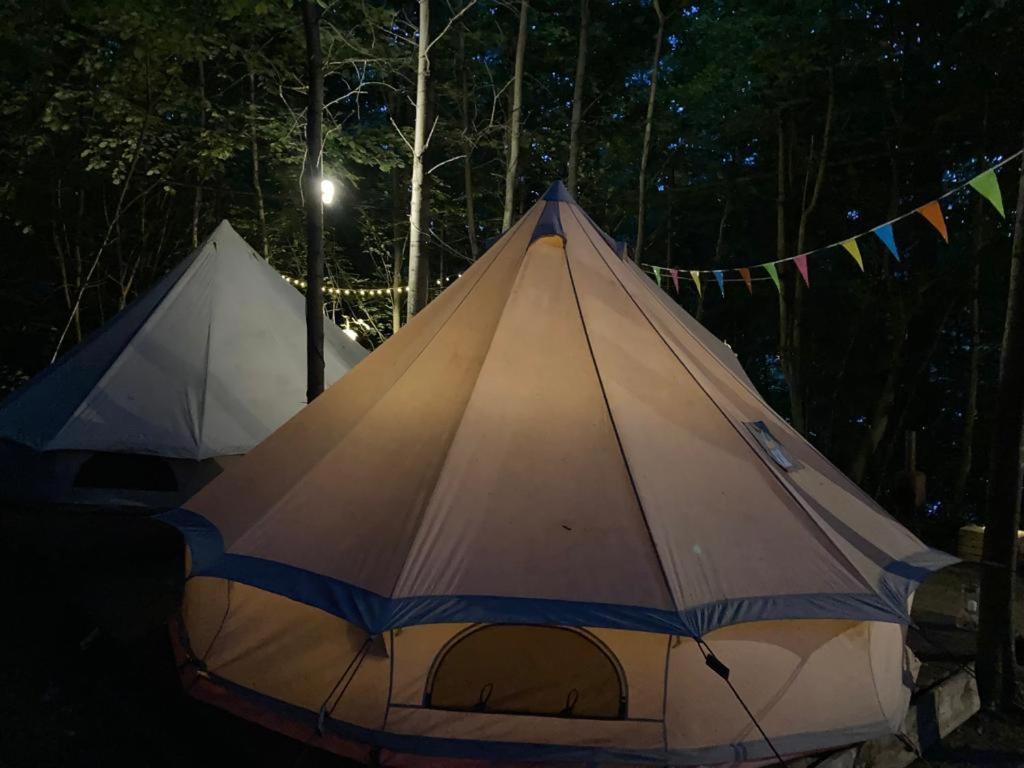 Glampspace - Szlak Beskidzki Hotel Międzybrodzie Bialskie Екстериор снимка
